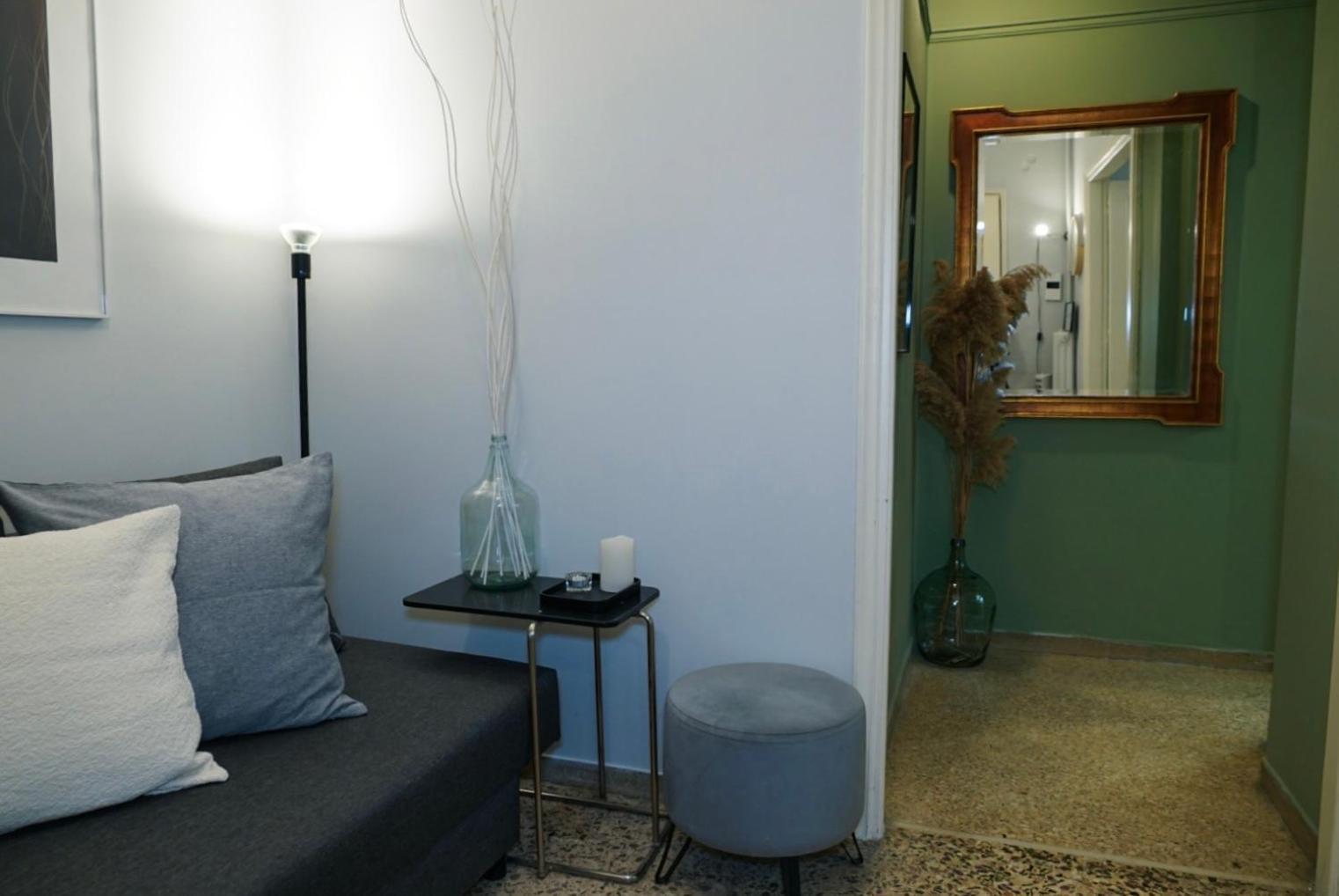 Comfy Studio Apartment Very Close To City Centre Athens Exterior photo